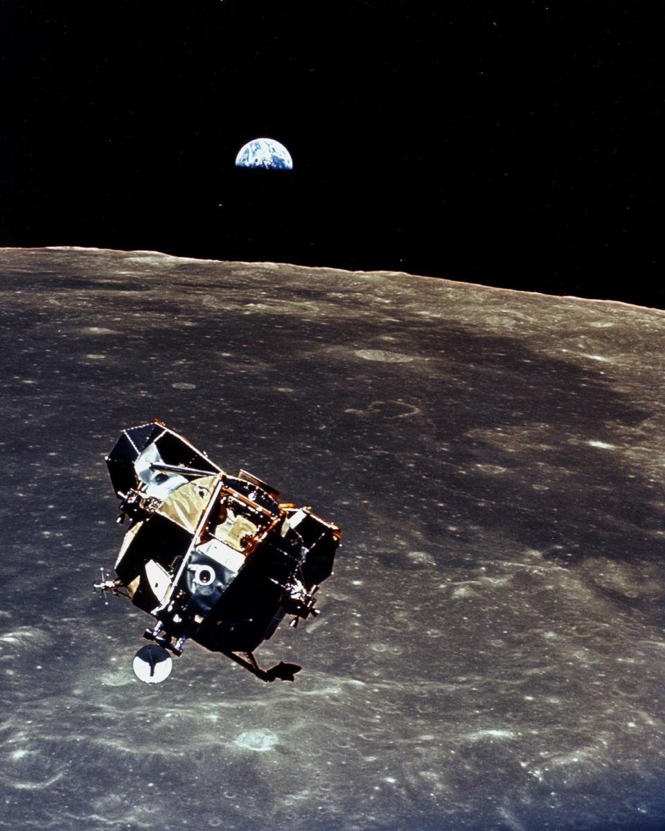 From the Moon to the Earth