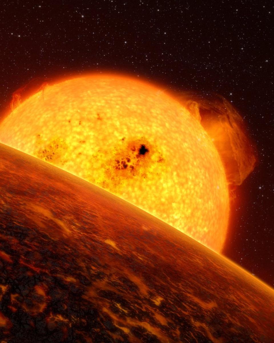 CoRoT Satellite Discovers Rocky Planet