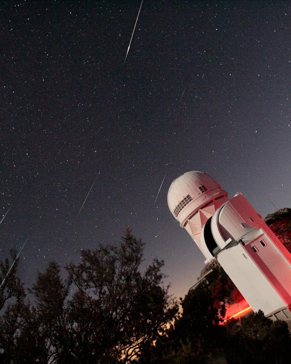 Geminids over Kitt Peak