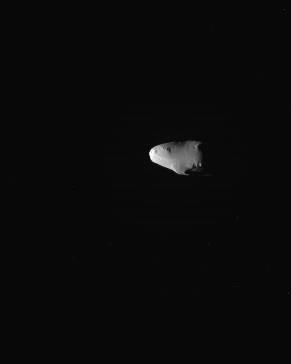 An Unusually Smooth Surface on Saturn's Calypso