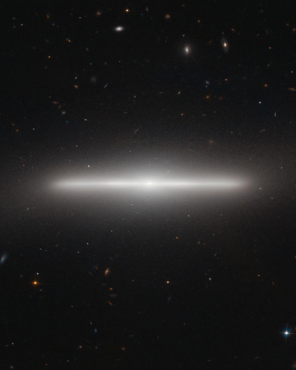 NGC 4452: An Extremely Thin Galaxy
