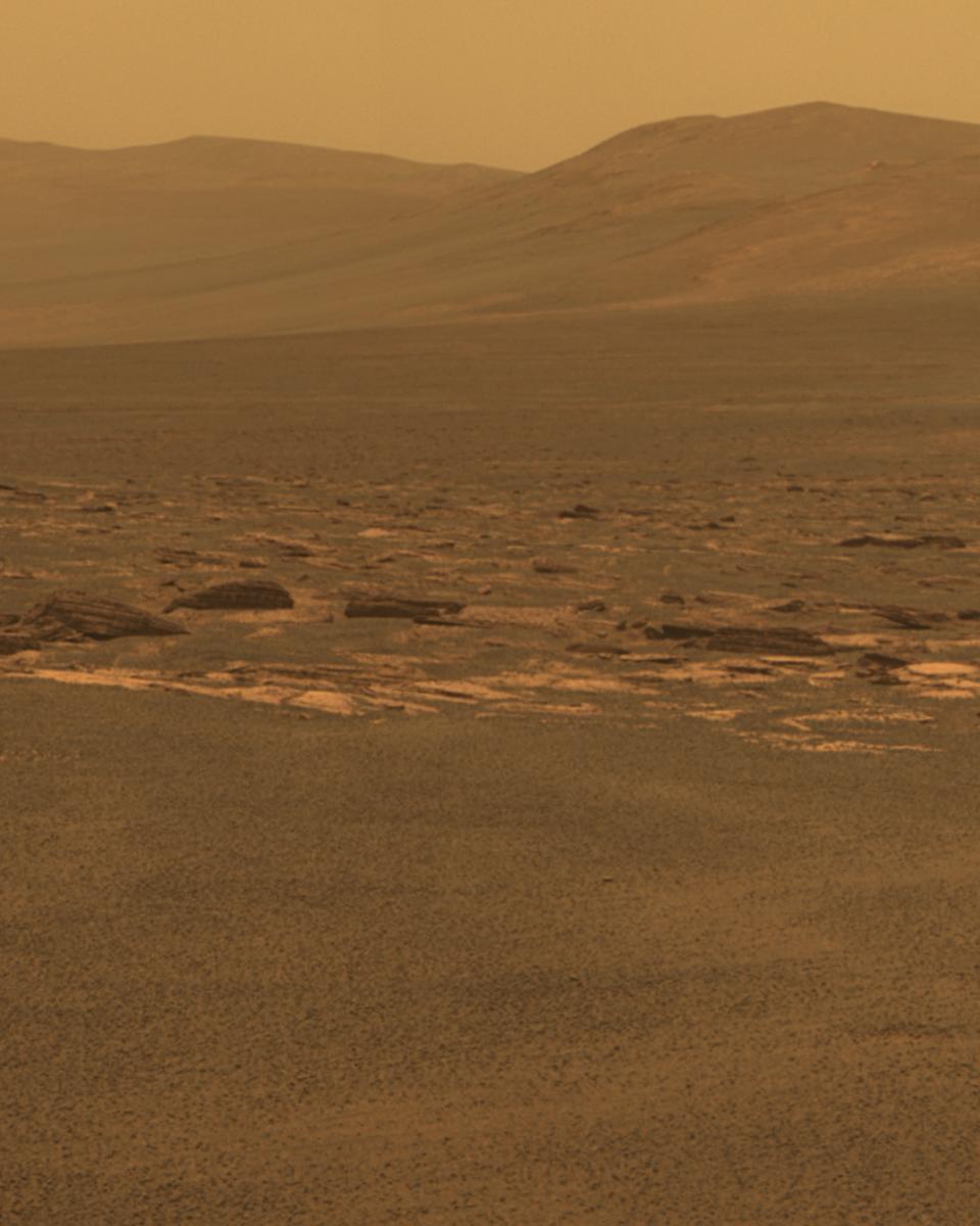 Rover Arrives at Endeavour Crater on Mars
