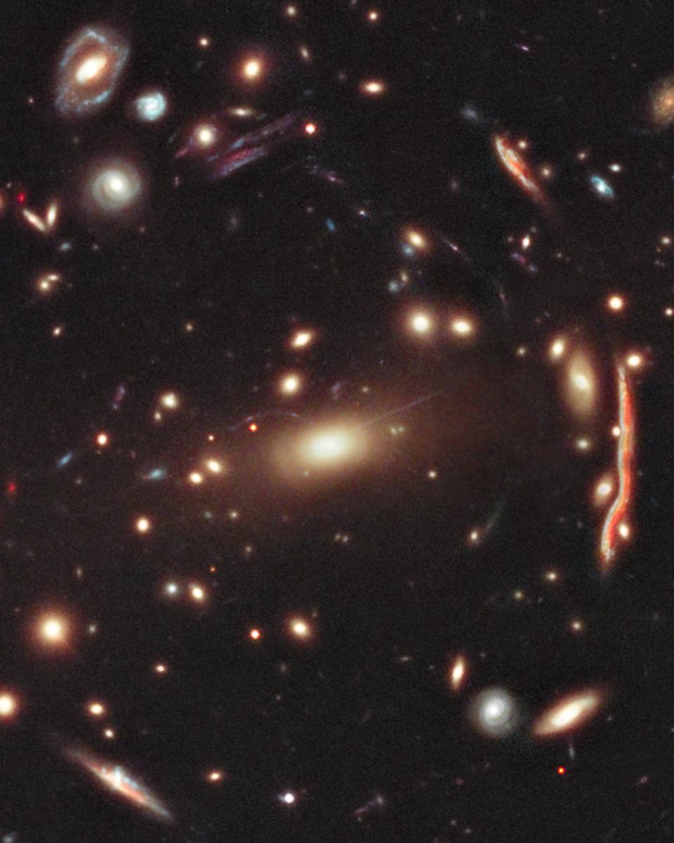 MACS 1206: A Galaxy Cluster Gravitational Lens