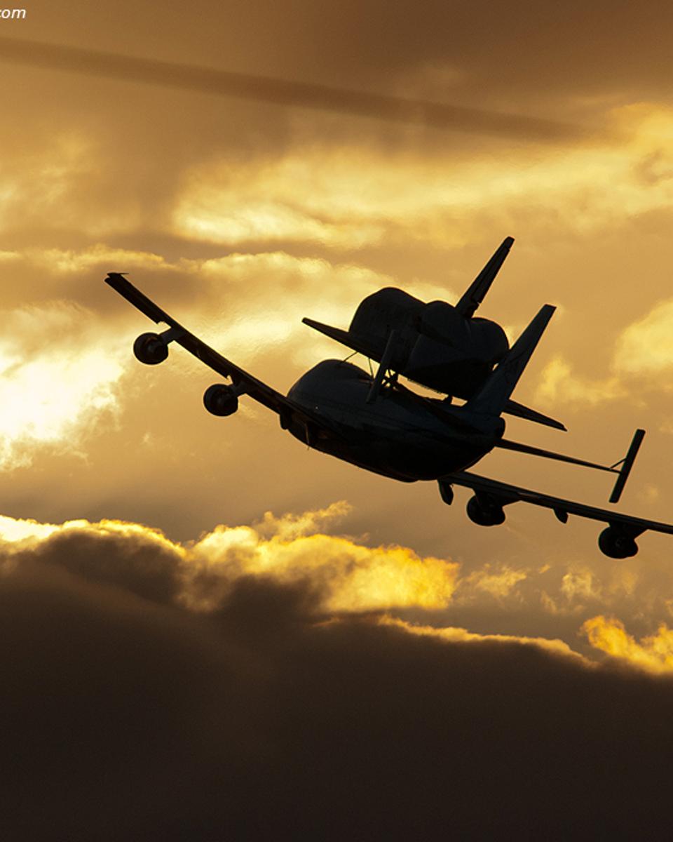 Discovery Departs