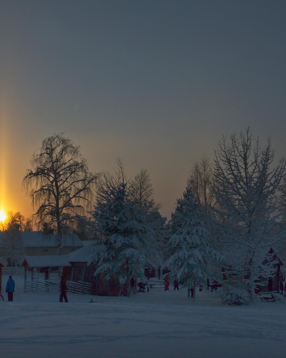 A Sun Pillar Over Sweden