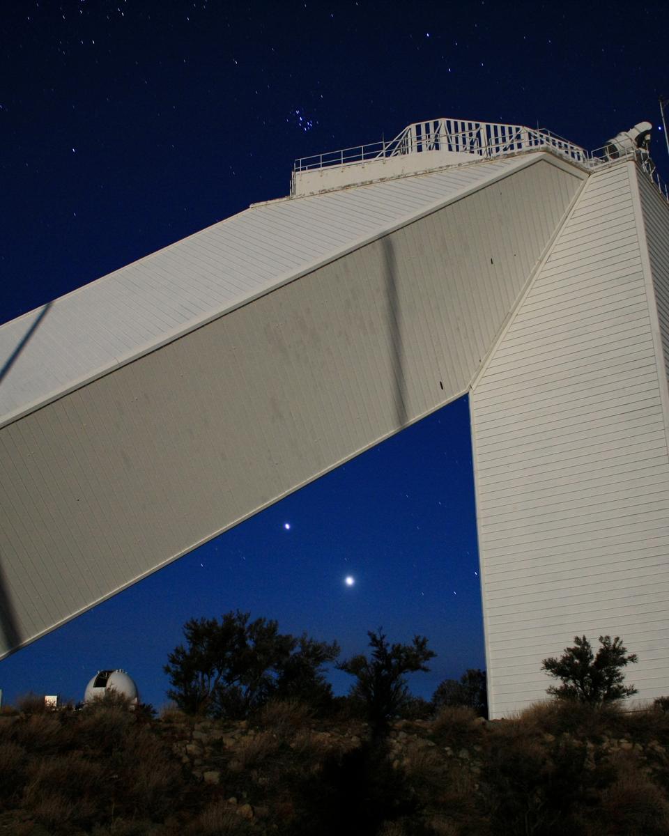 Bright Planets at McMath-Pierce Solar Telescope