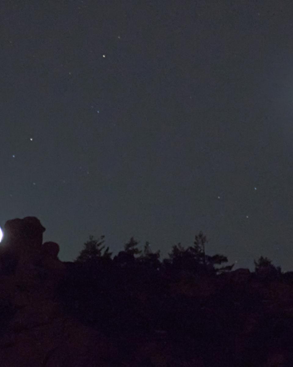 Earthshine and Venus Over Sierra de Guadarrama