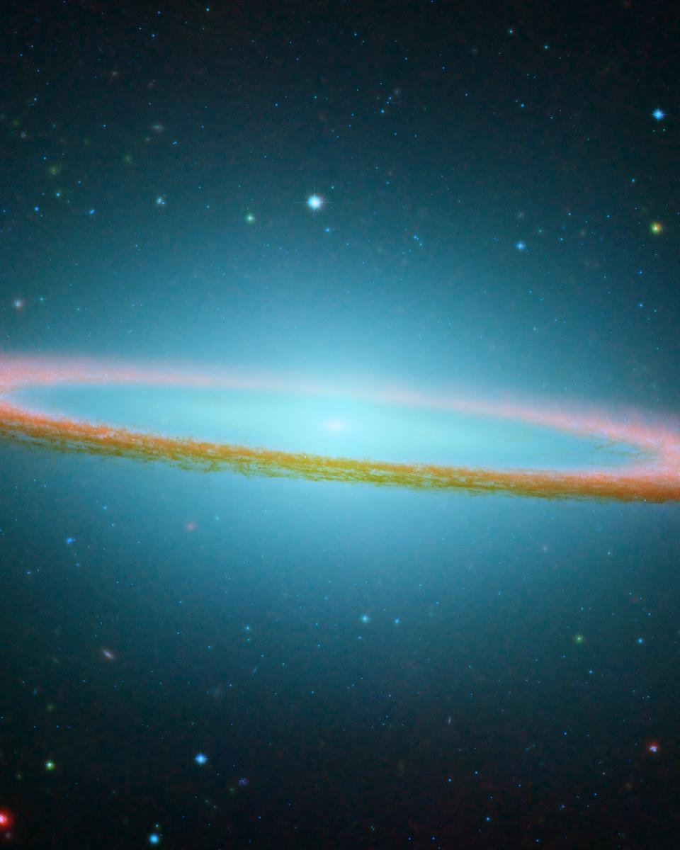 The Sombrero Galaxy in Infrared