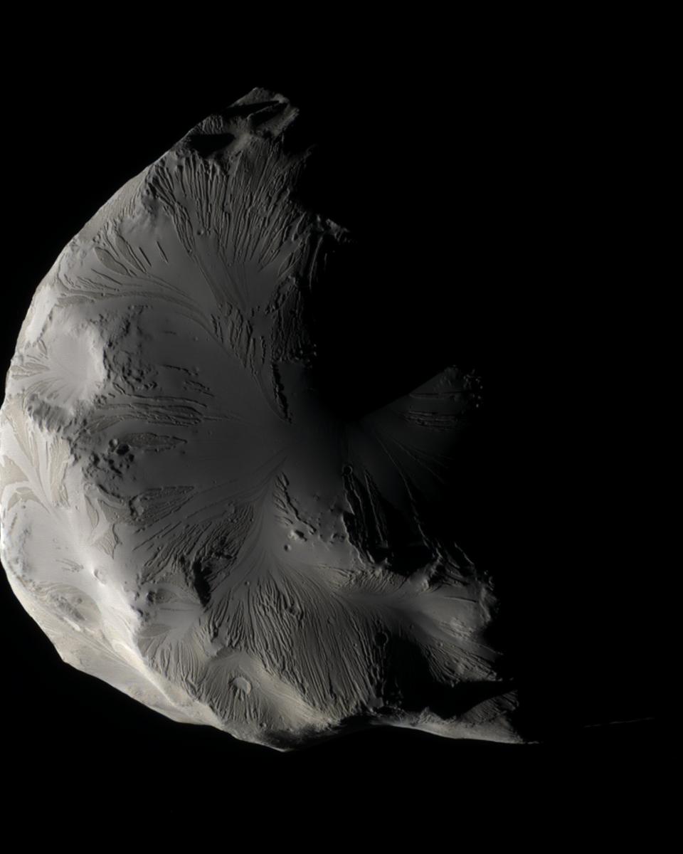 Saturn's Moon Helene in Color