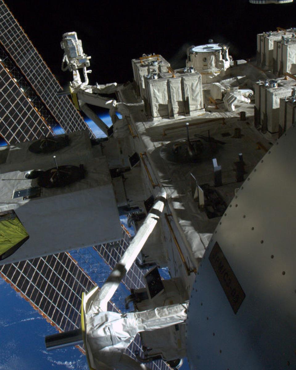 Space Station Lookout