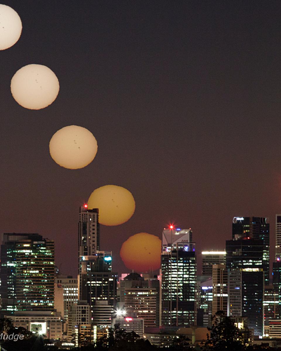 Spotty Sunrise over Brisbane