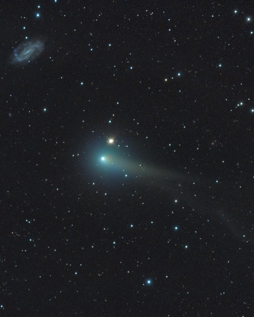Comet PanSTARRS with Galaxy