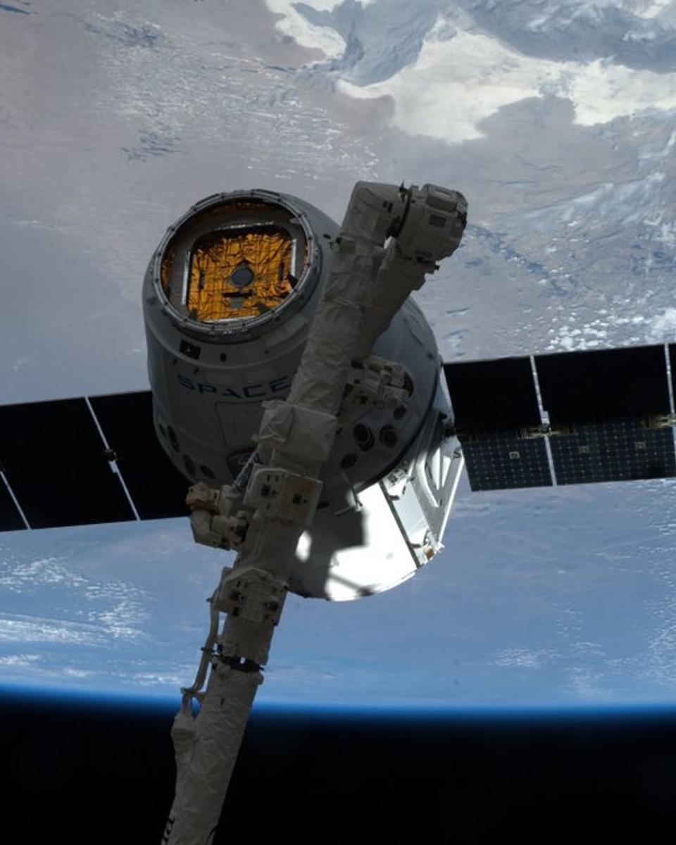 The Space Station Captures a Dragon Capsule