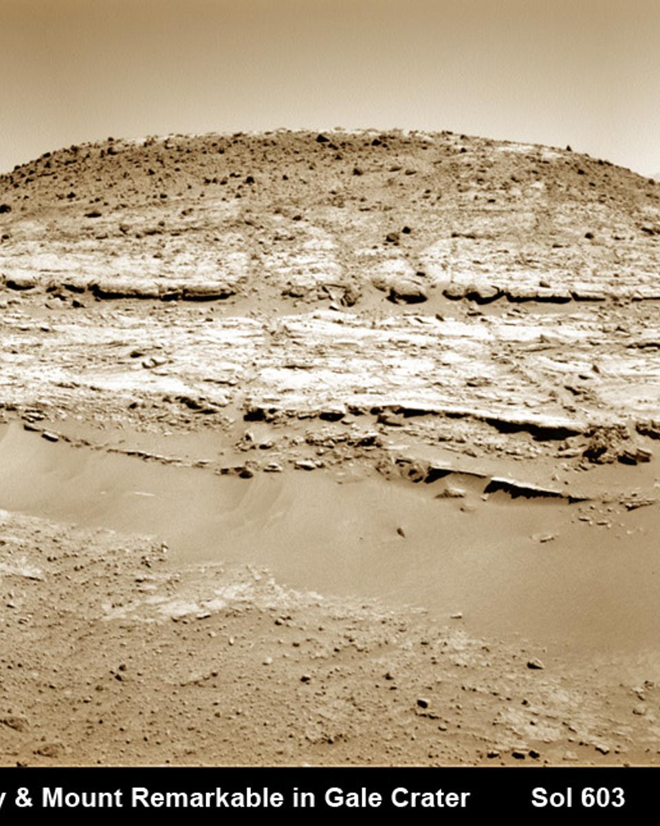 Curiosity Inspects Mt. Remarkable on Mars