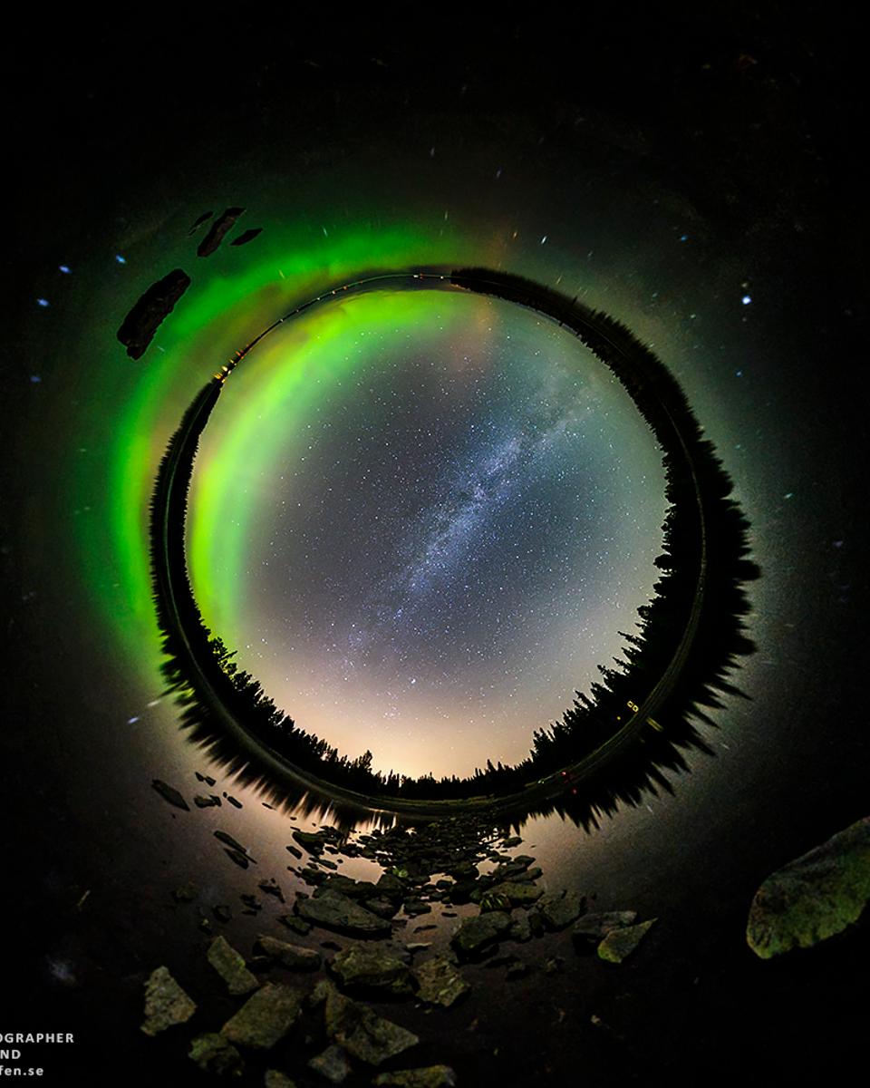 Aurora and Milky Way in a Little Sky
