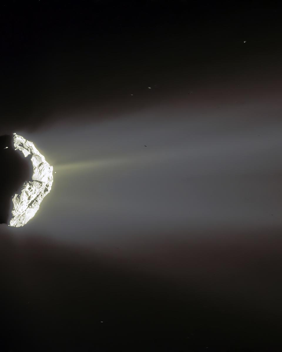 Comet Churyumov Gerasimenko in Crescent