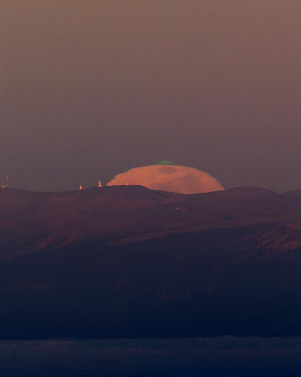 Green Flash at Moonrise