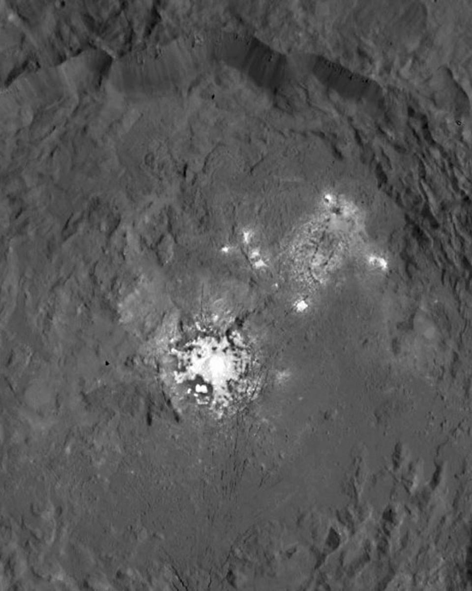 Bright Spots Resolved in Occator Crater on Ceres