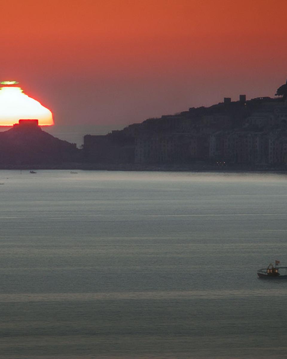 Distorted Green Flash Sunset over Italy
