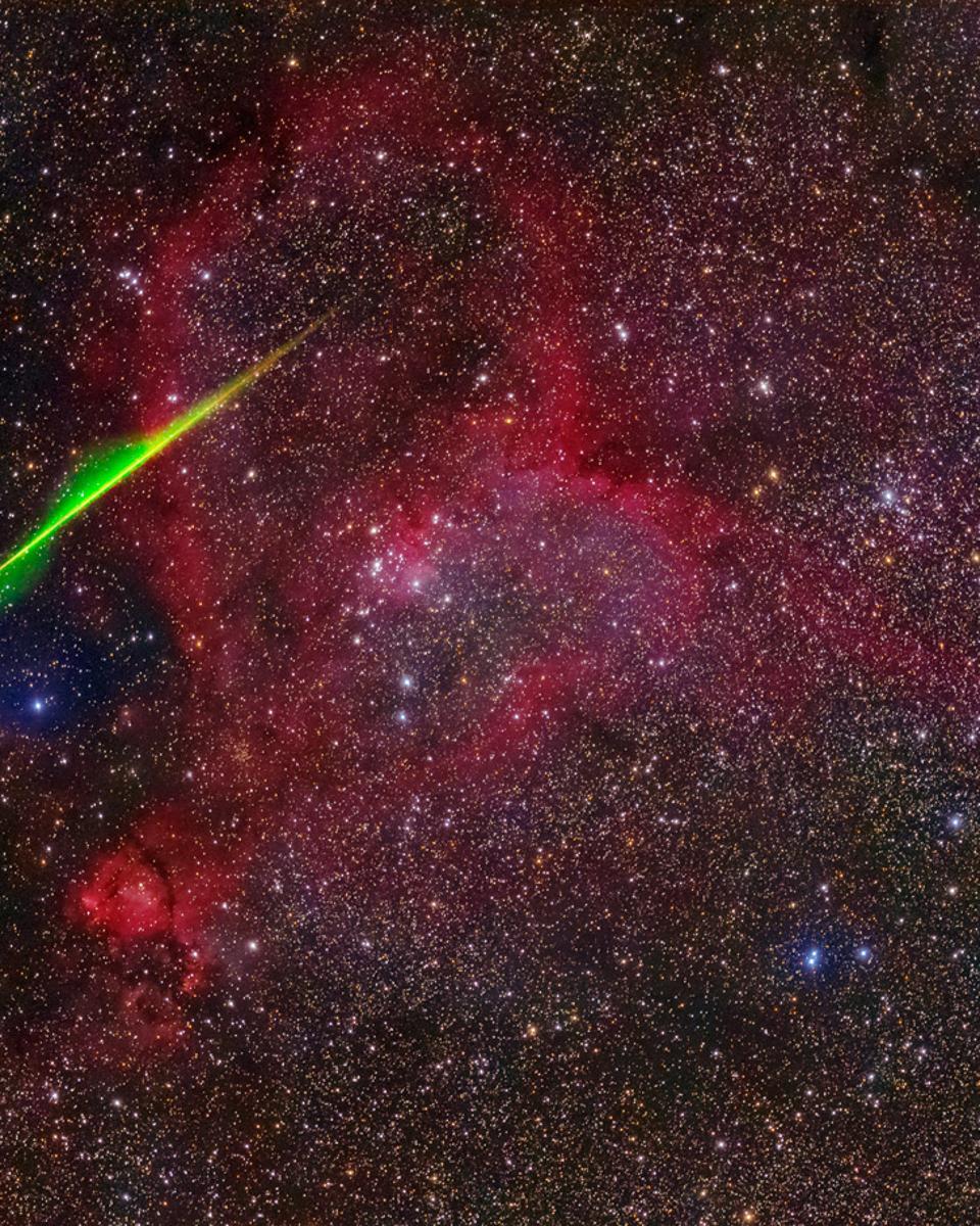 Spiral Meteor through the Heart Nebula