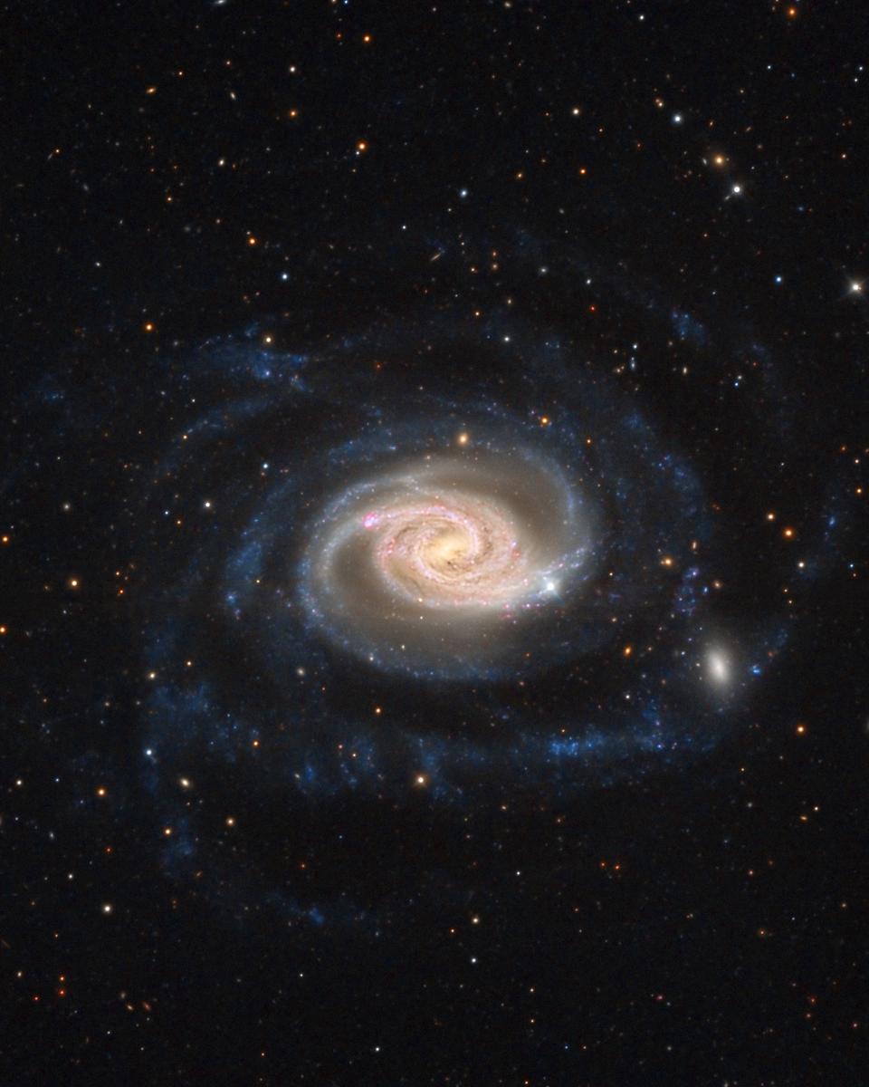 NGC 289: Swirl in the Southern Sky