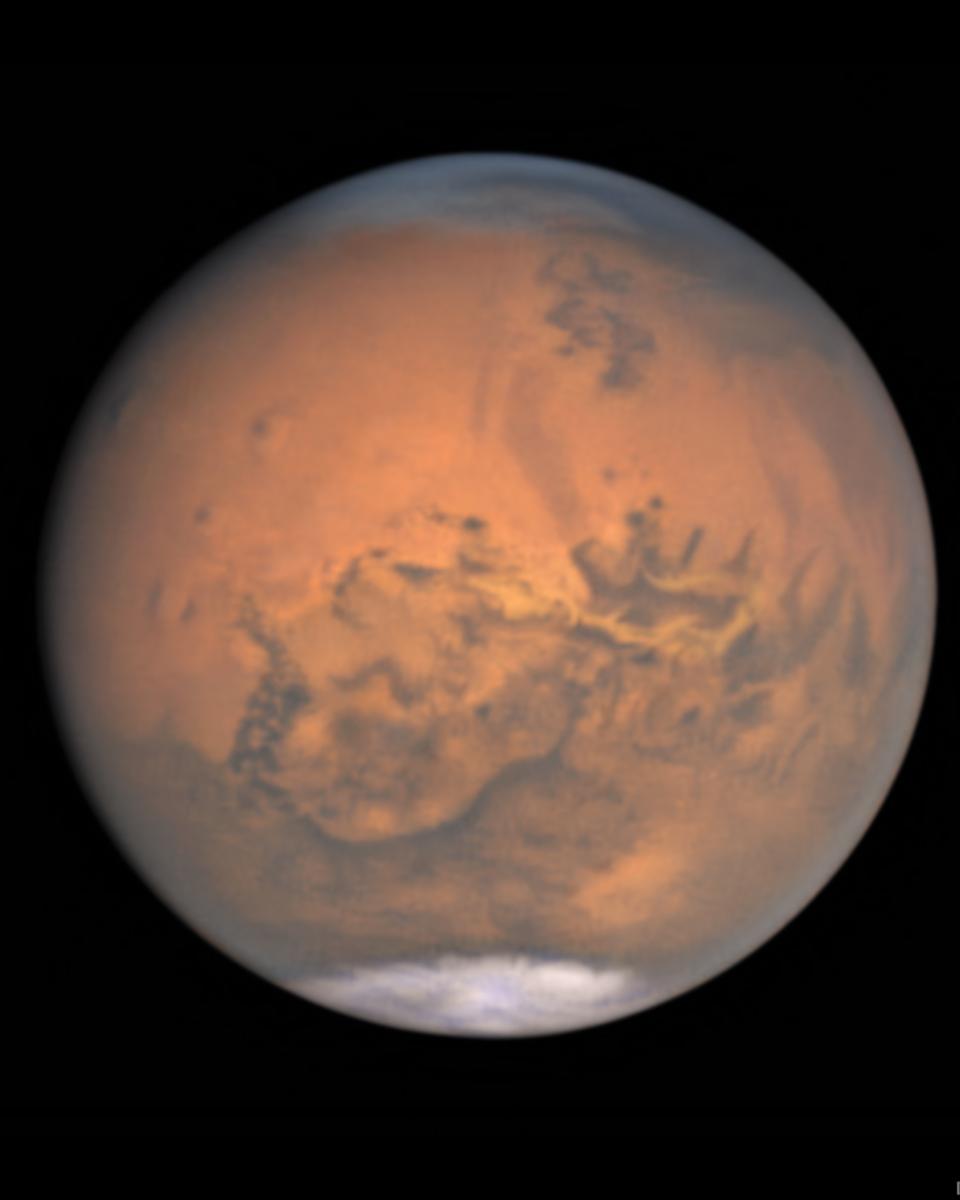 Close Mars