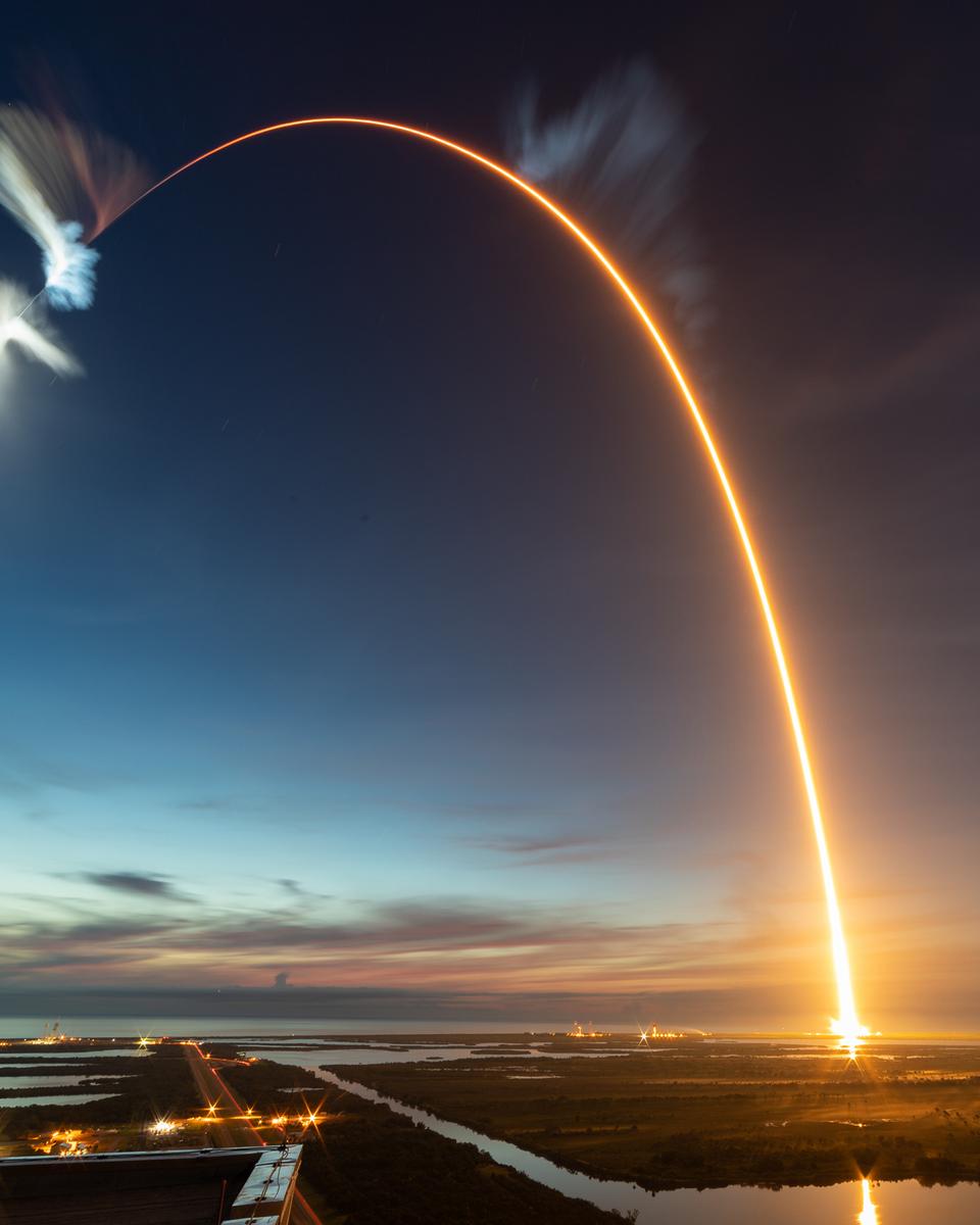 Dawn's Early Light, Rocket's Red Glare