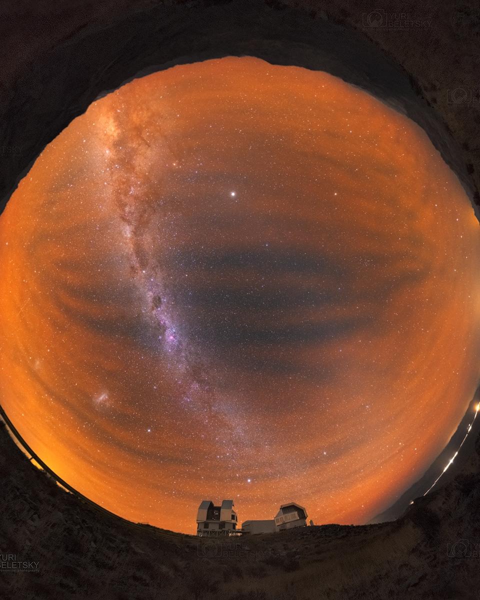 Milky Way vs Airglow Australis
