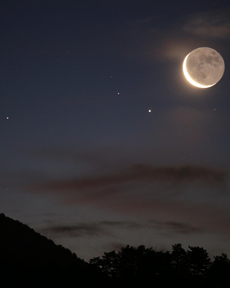 Saturn and the Da Vinci Glow