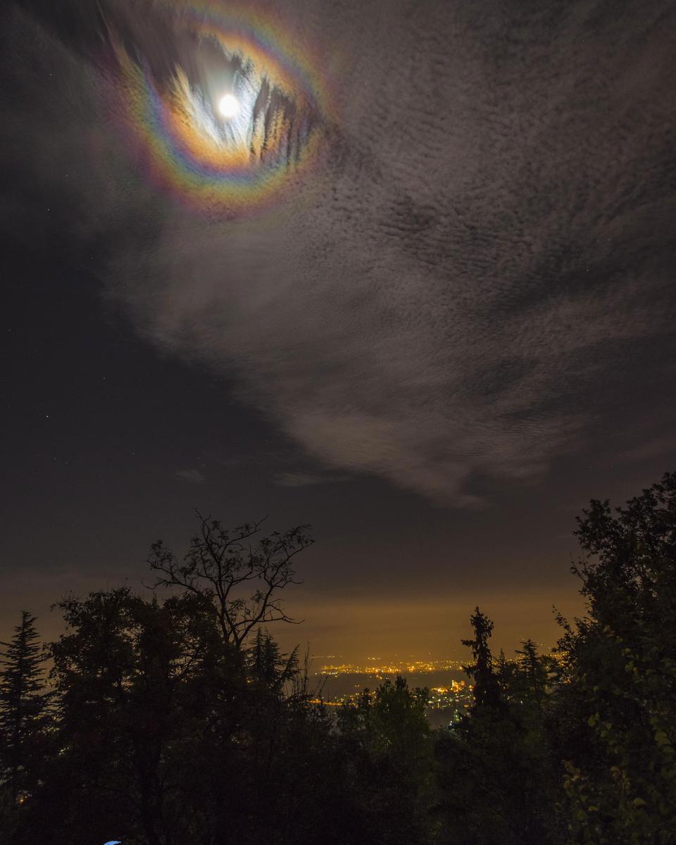 A Lunar Corona over Turin