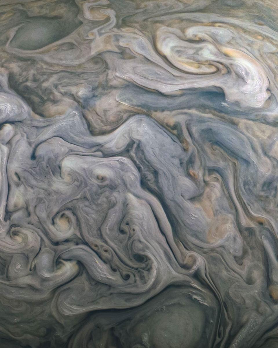 Churning Clouds on Jupiter
