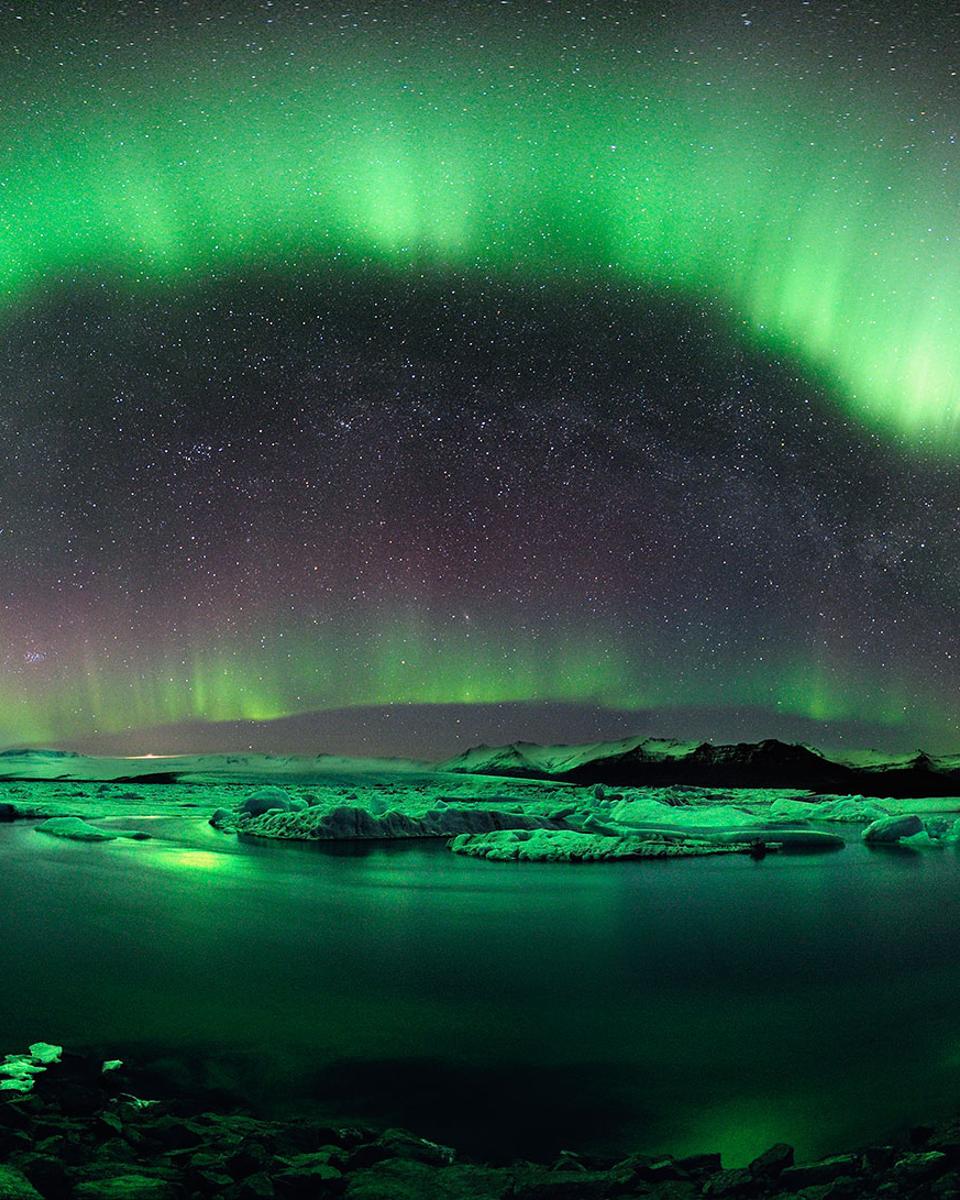 A Starry Night of Iceland