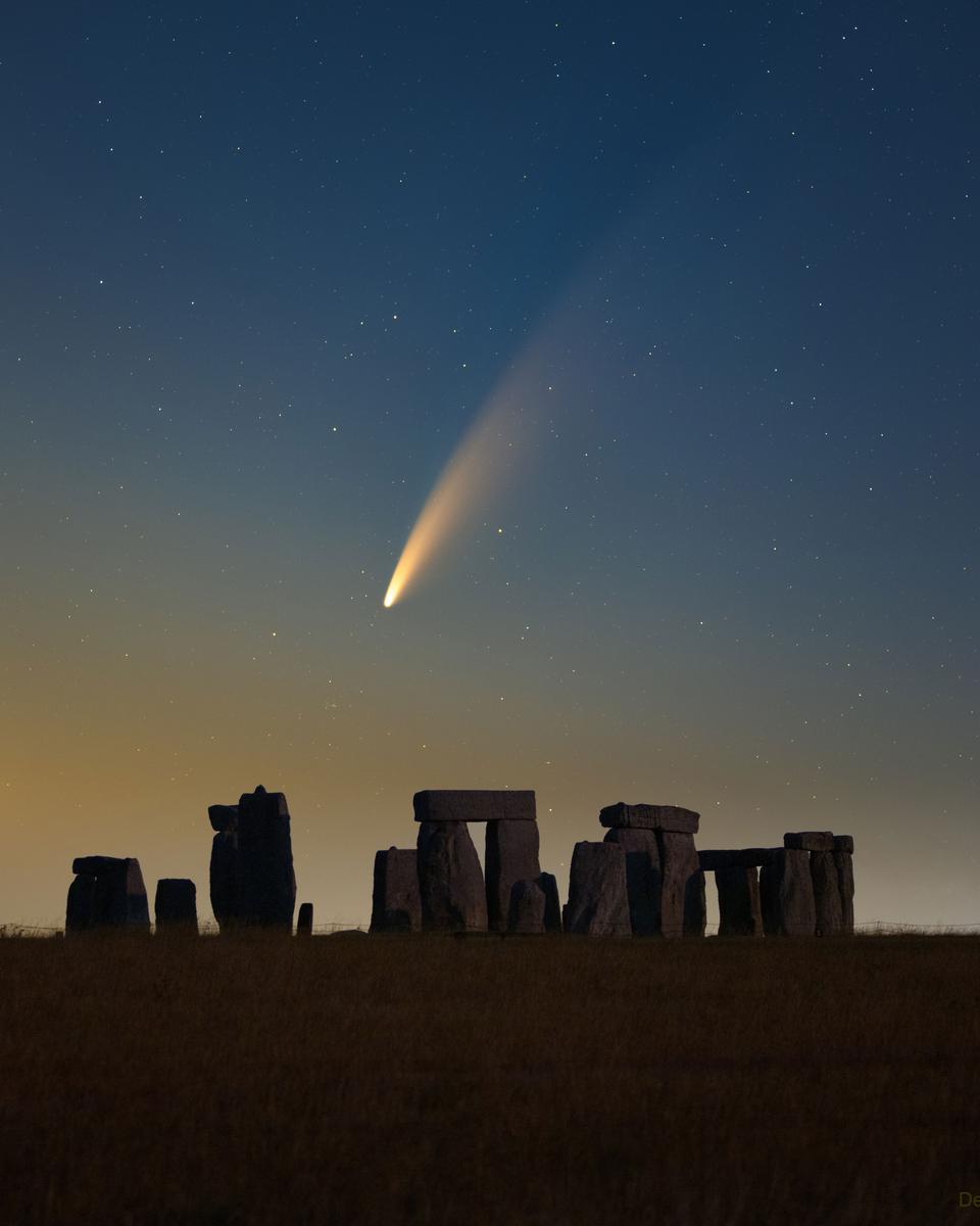 Comet NEOWISE over Stonehenge