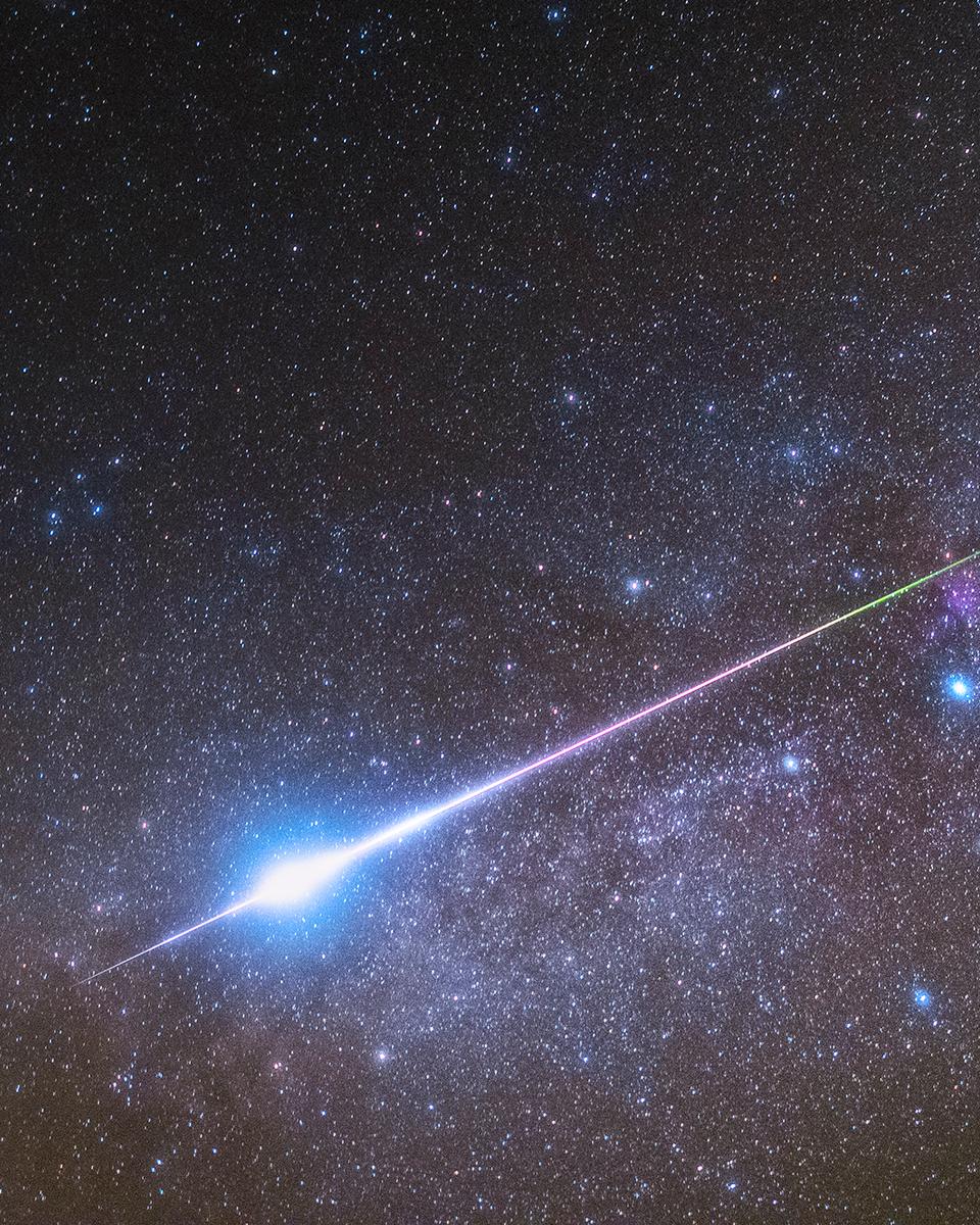 Bright Meteor, Starry Sky