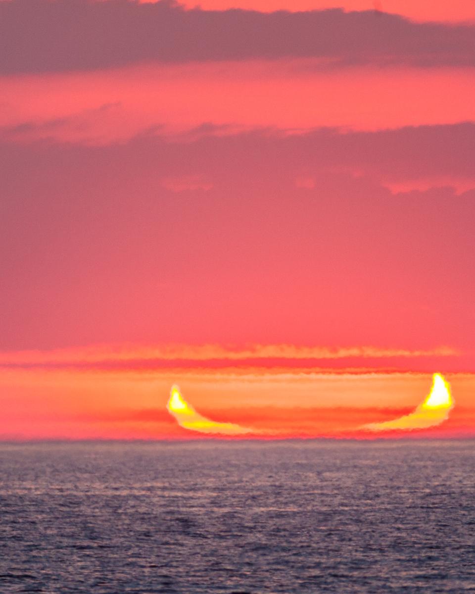 Devil Horns from a Ring of Fire