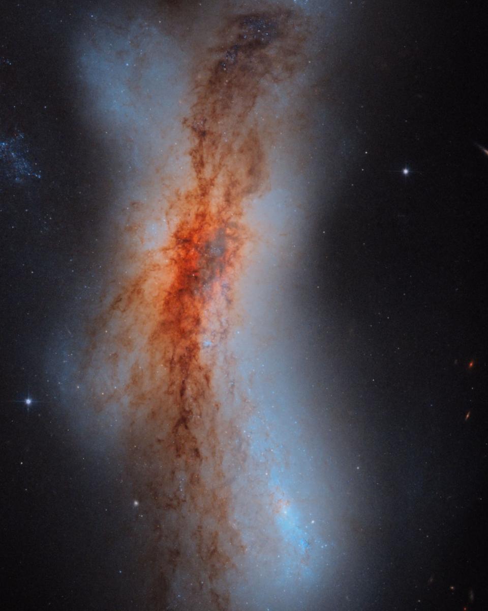 NGC 520: Colliding Galaxies from Hubble