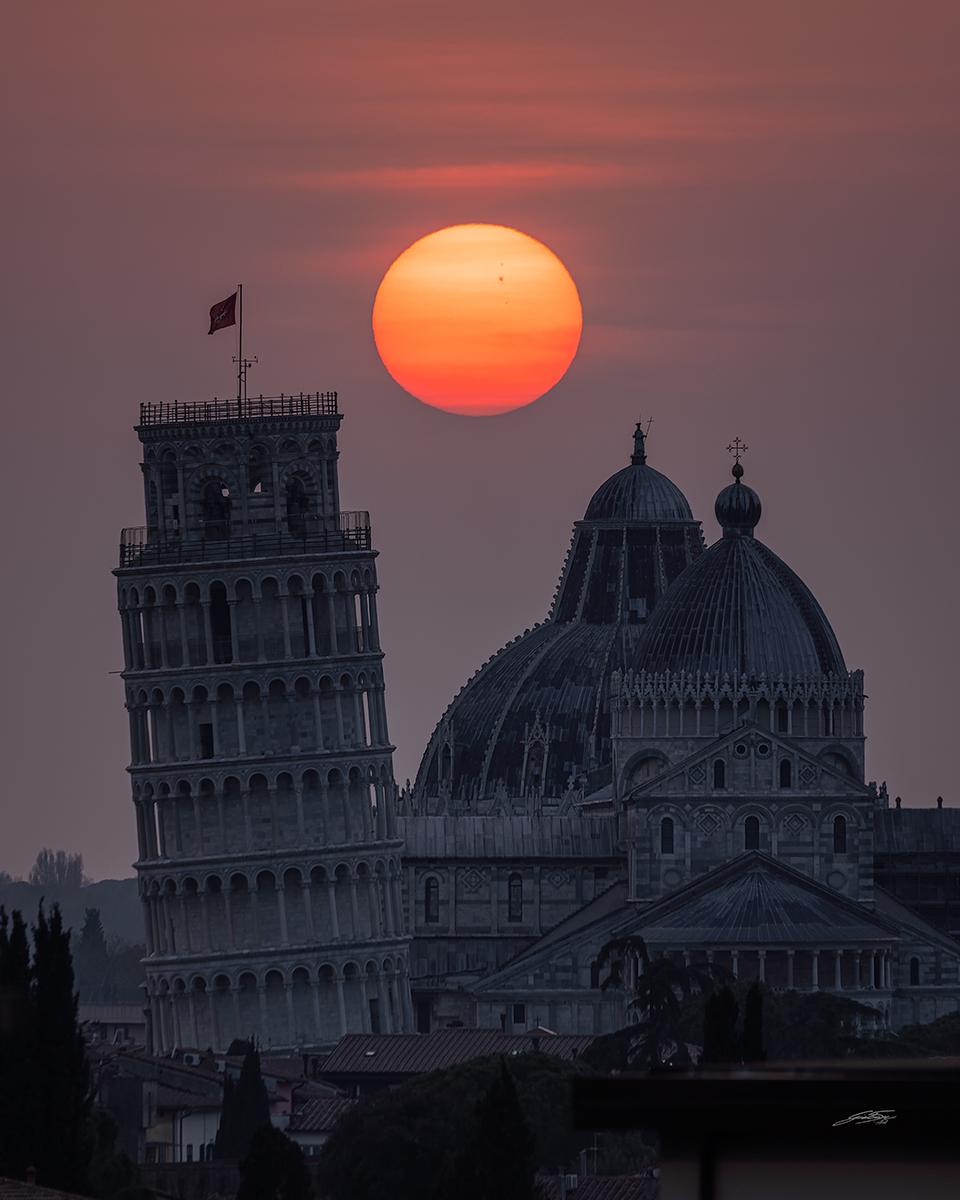 Leaning Tower, Active Sun