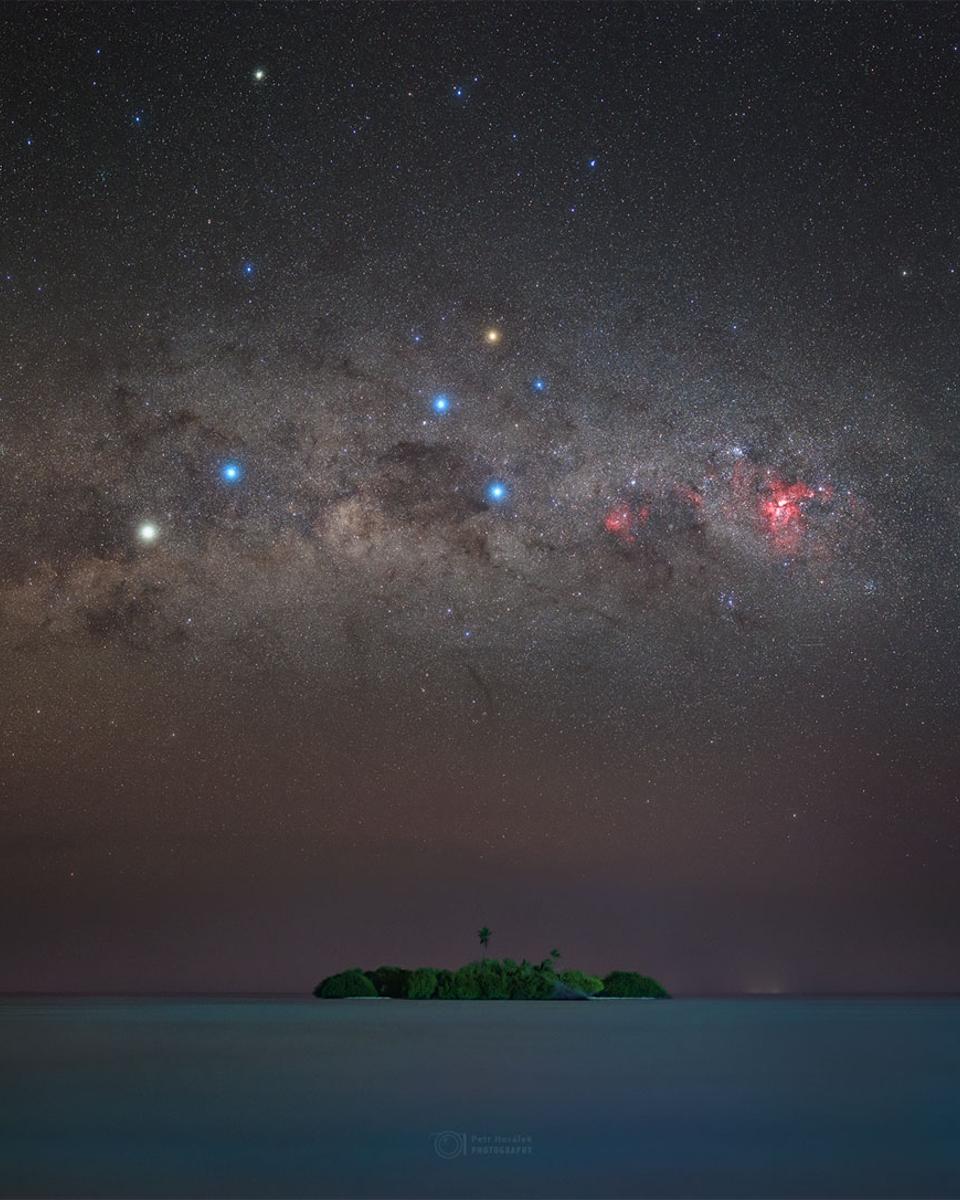 Gems of a Maldivean Night