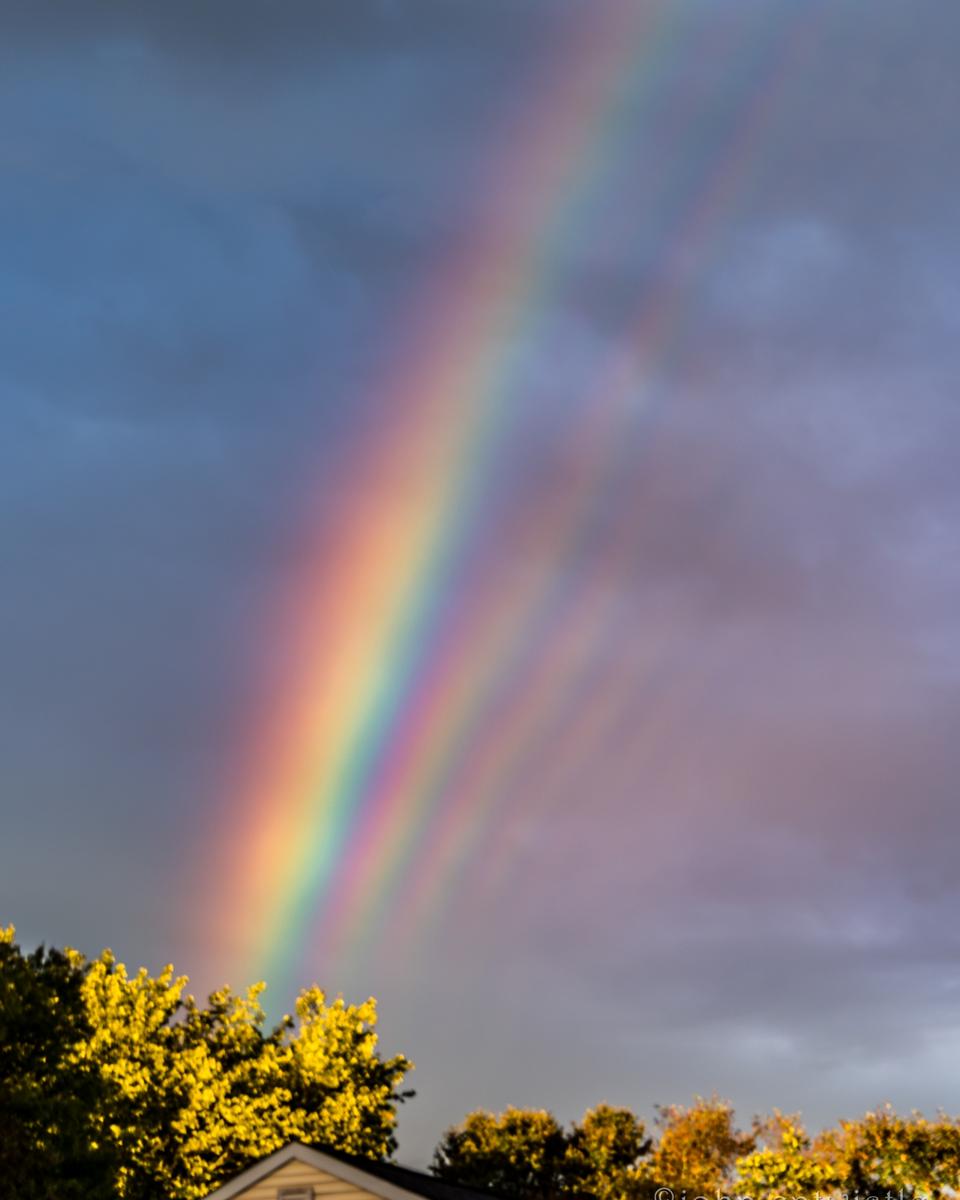 Supernumerary Rainbows over New Jersey