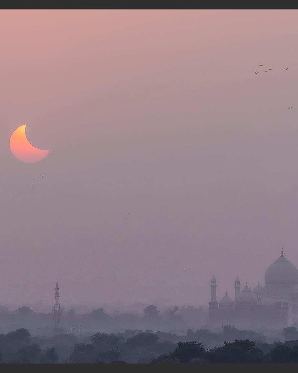 Sunset, Moonset, Taj Mahal