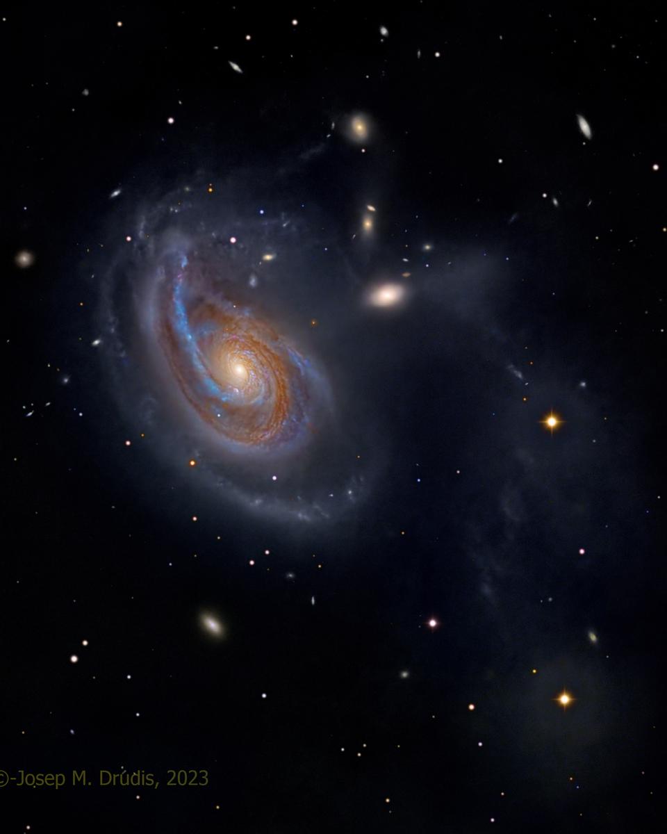Arp 78: Peculiar Galaxy in Aries