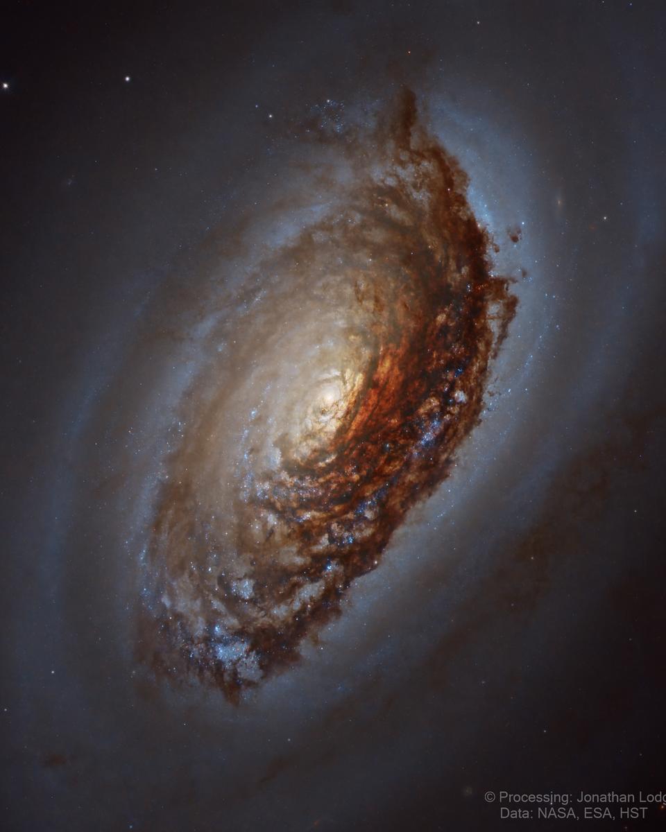 M64: The Black Eye Galaxy Close Up