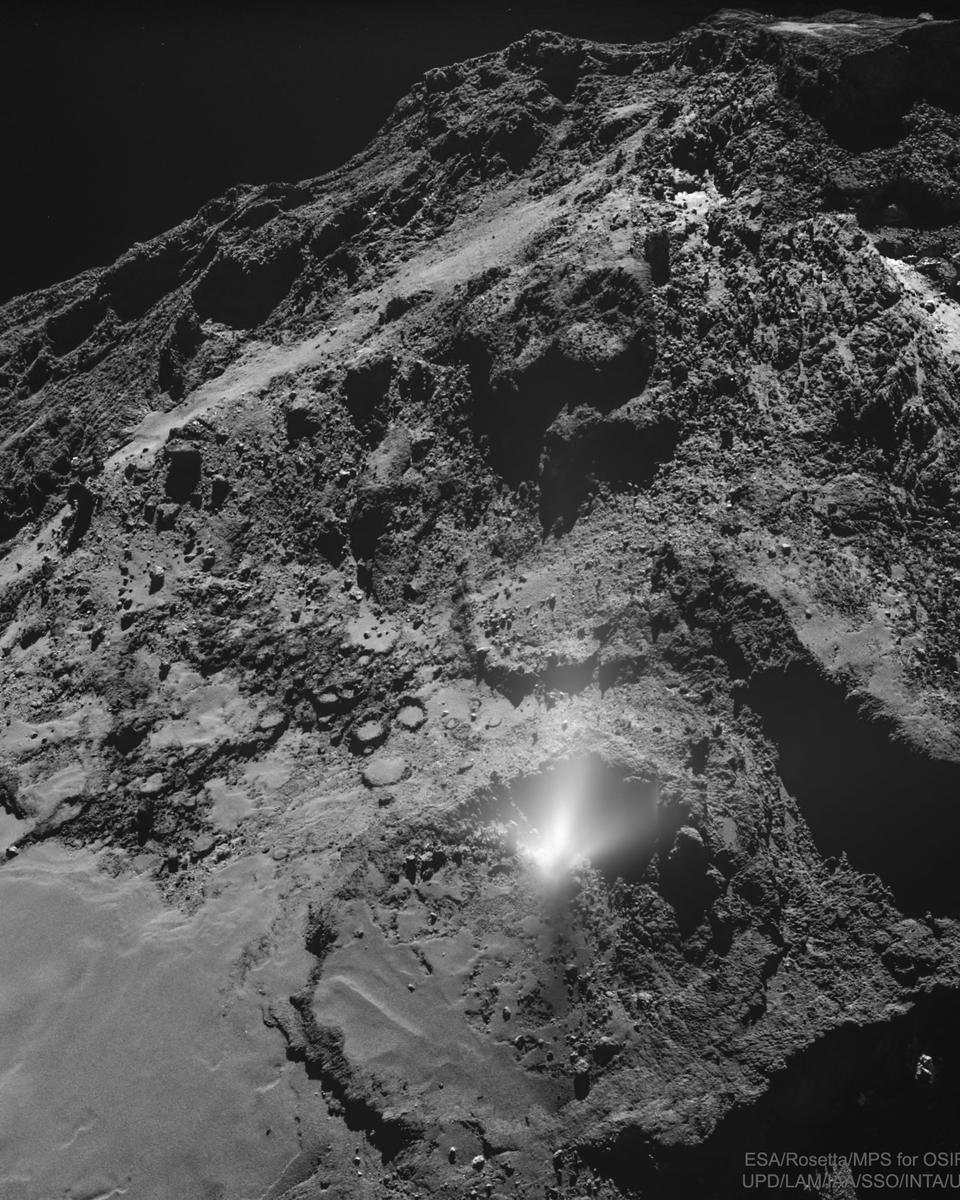 A Dust Jet from the Surface of Comet 67P