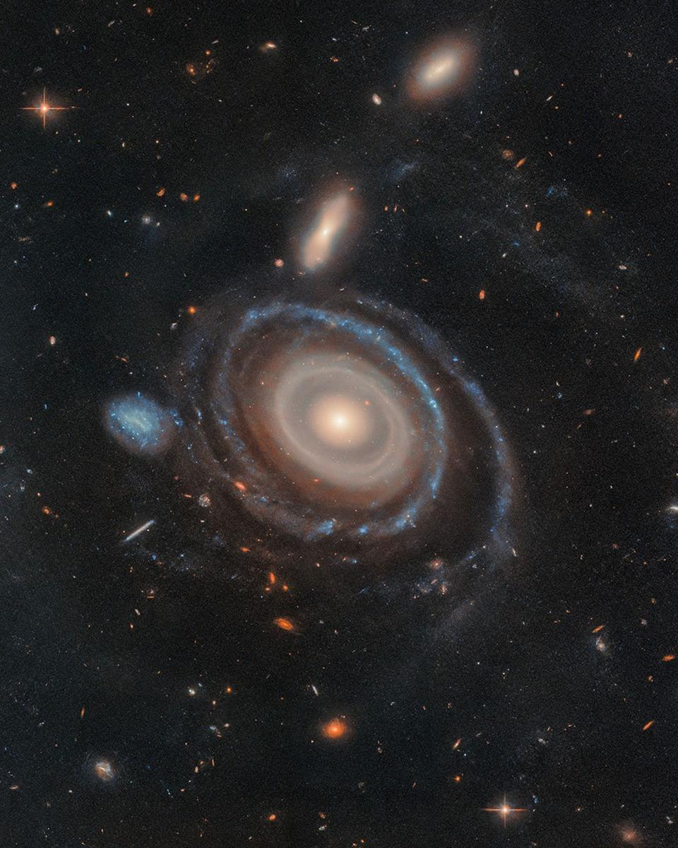 LEDA 1313424: The Bullseye Galaxy