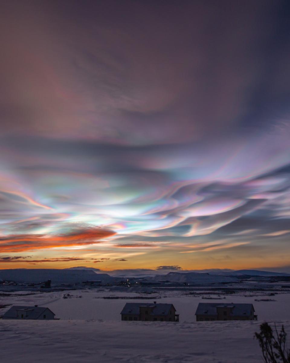 Nacreous Clouds over Sweden