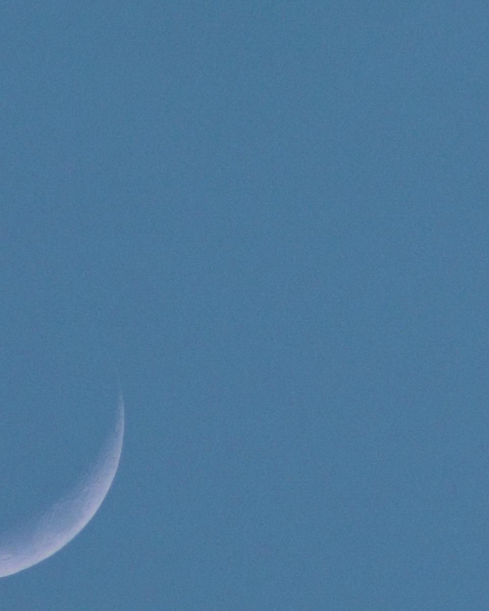 A Conjunction of Crescents
