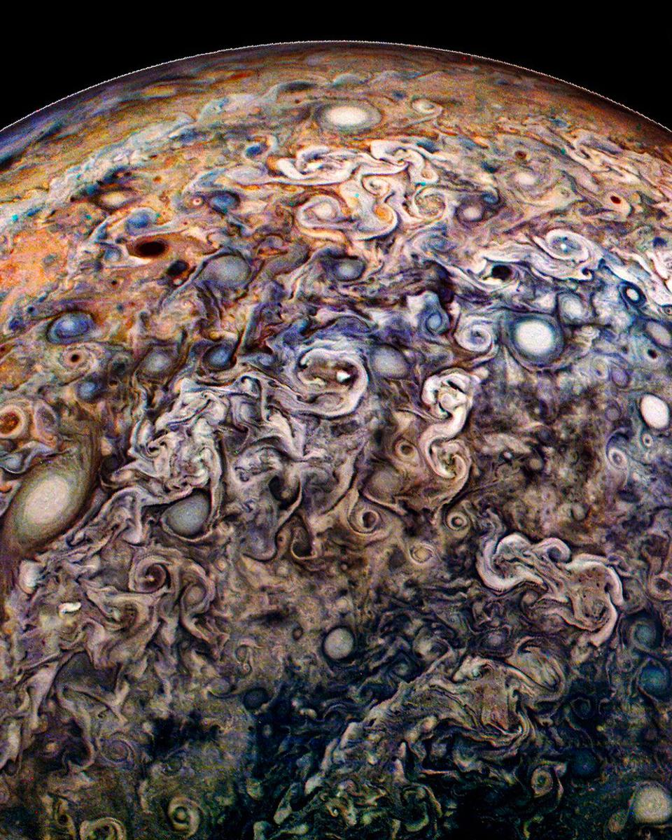 Jupiter's Clouds in High Definition from Juno
