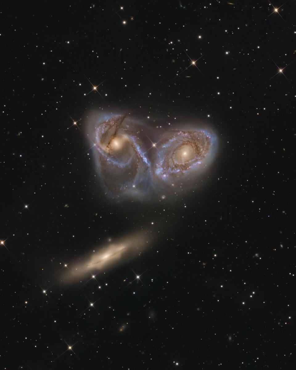 Three Galaxies in Pavo