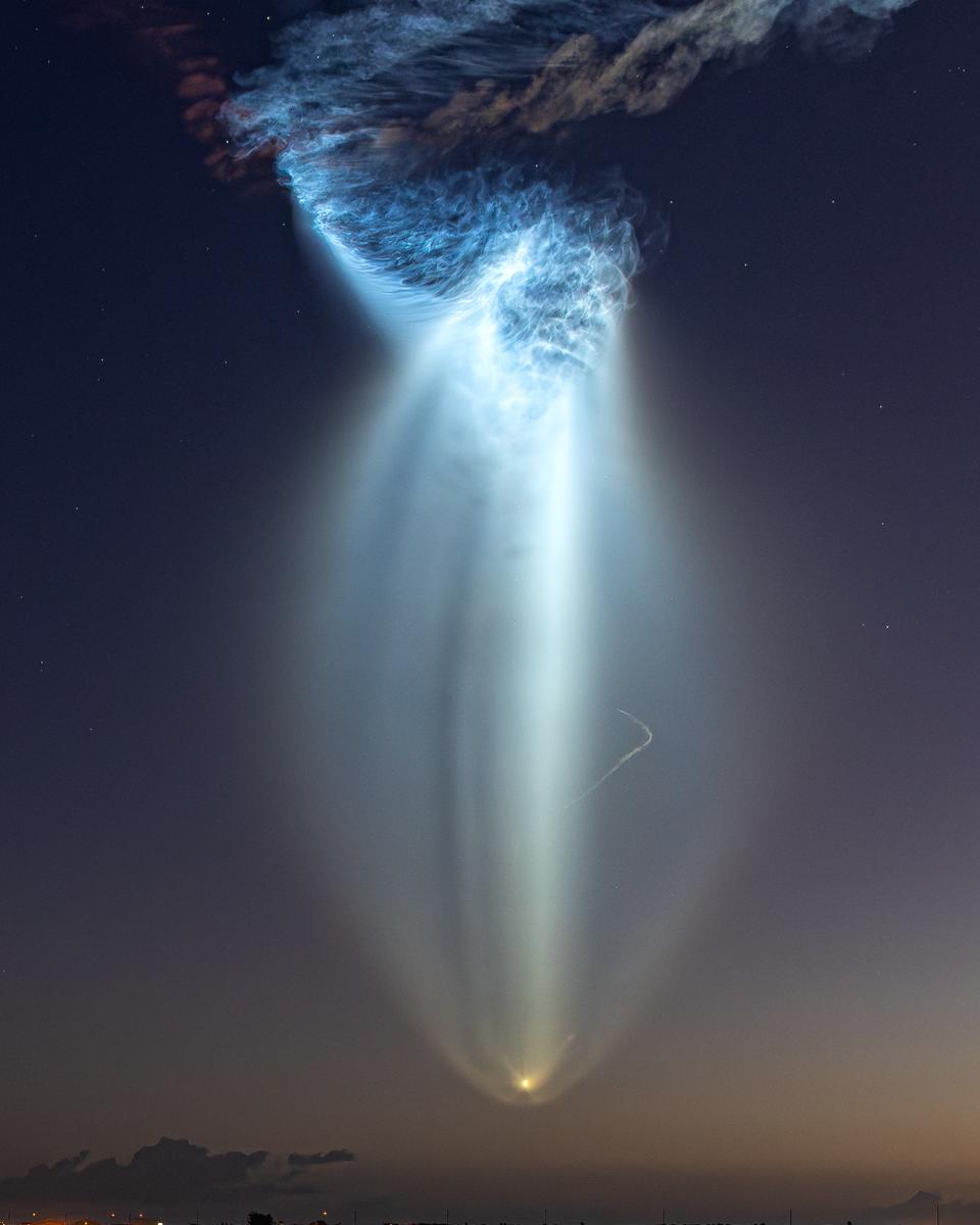 Launch Plume: SpaceX Jellyfish