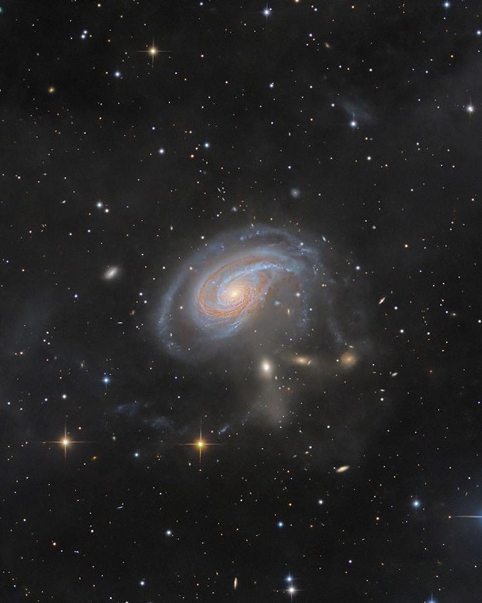 Arp 78: Peculiar Galaxy in Aries